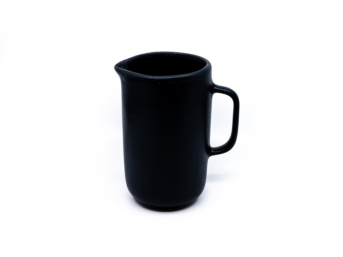 Noite - Krug 1 l schwarz