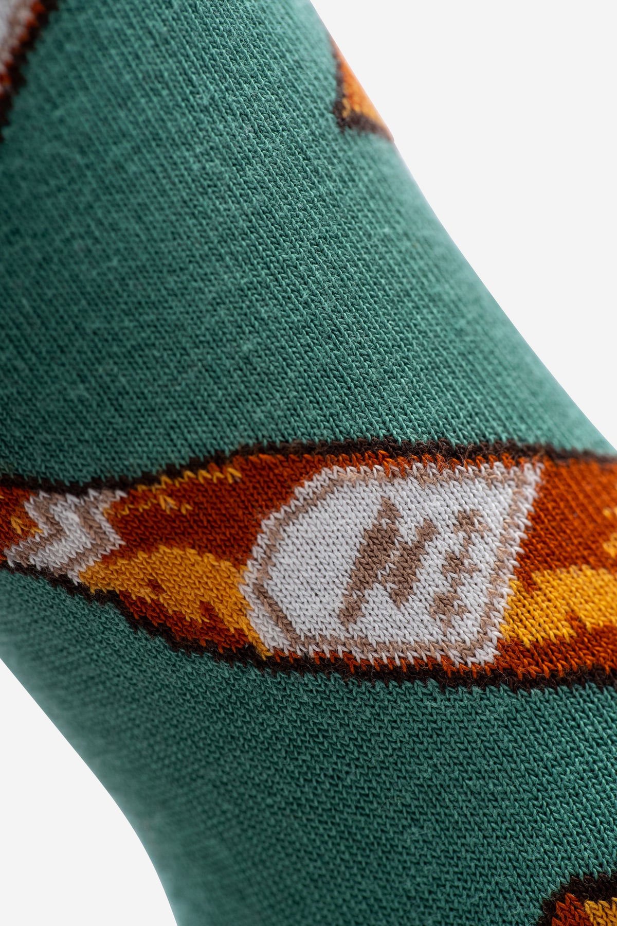 Grüne Socken mit Bier Muster, ein tolles Geschenk für sie und ihn. Unisex, mittellang und in verschiedenen Grössen erhältlich