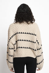 Version Tourist - Grobstrickpullover mit Herzmuster